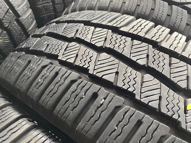 215/60r17C Michelin Agilis Alpin_8mm_4szt_(103)