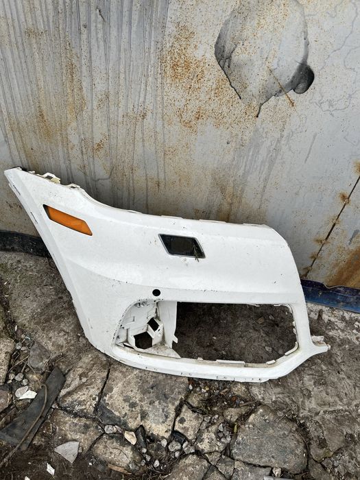 Передня права частина бампера audi q5 80a