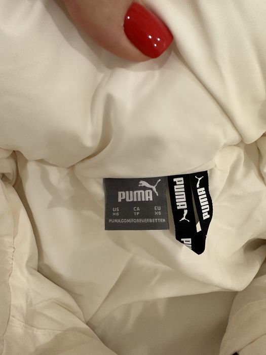 Куртка Puma біла xs