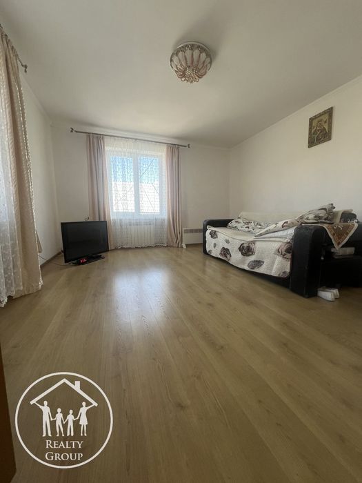 Продаж будинку з ремонтом для великої сім'ї у Великих Грибовичах!