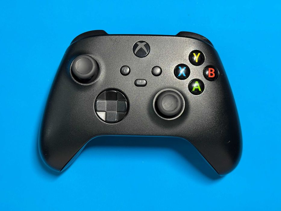 Pad Xbox One czarny ODNOWIONY z GWARANCJĄ
