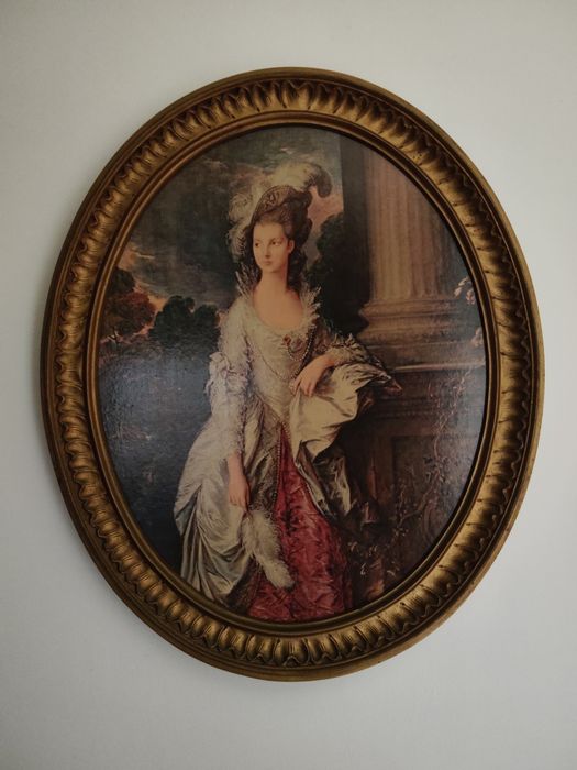 Quadro Clássico Oval – Retrato Aristocrático com Moldura Dourada