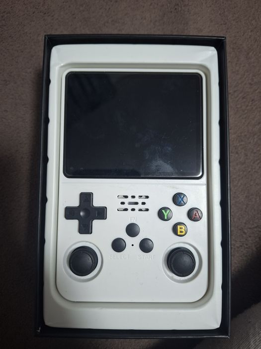 Game console R36S