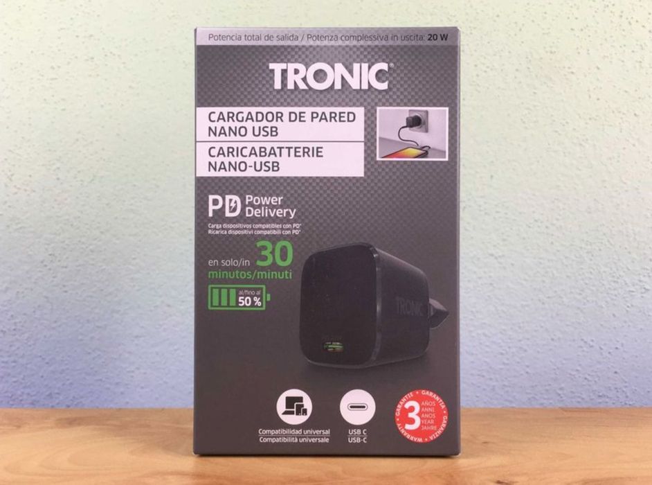 Carregador USB-C Power Delivery 20W *novo*