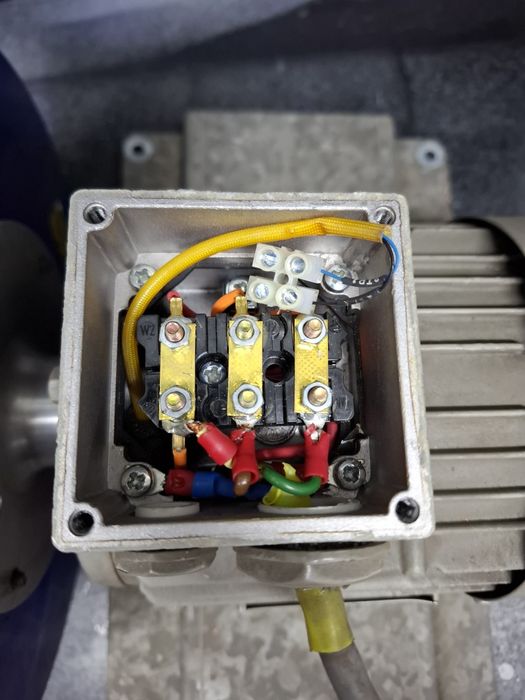 Silnik trójfazowy Siemens