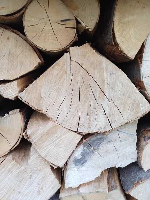 Drewno do kominka suche, dostawa GRATIS