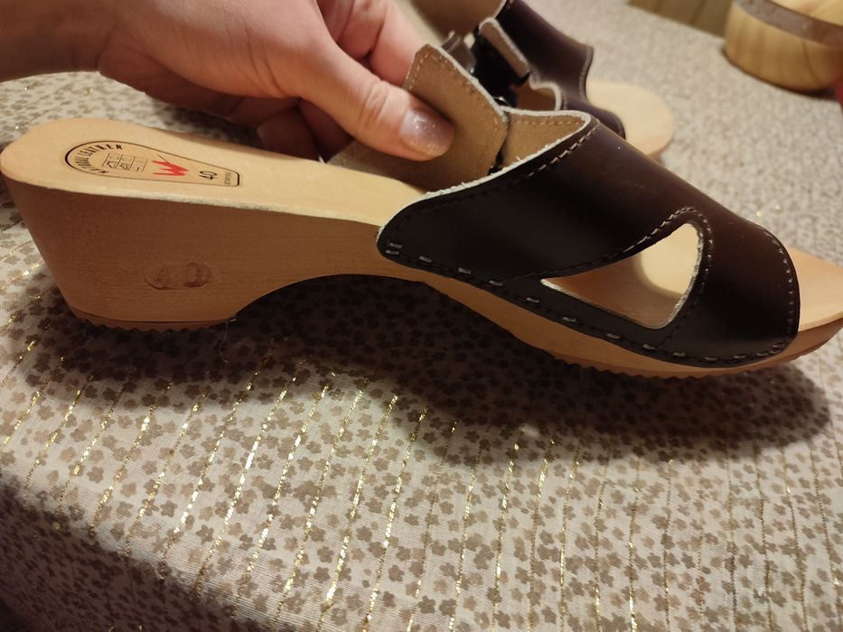 Sprzedam używane klapki ortopedyczne