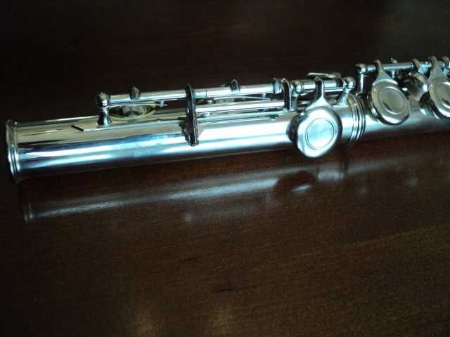 Flauta Transversal prateada  NOVA