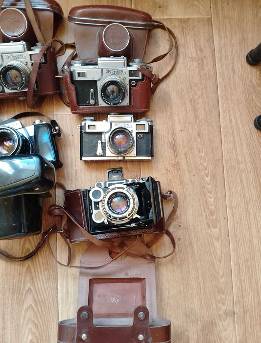 Советский фотоаппарат Киев с объективом Юпитер 8м