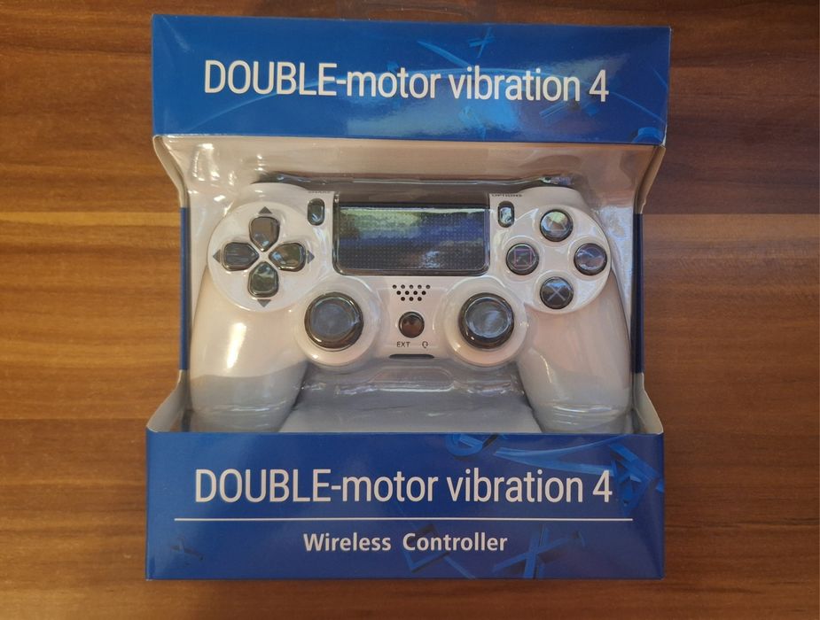 Pad do PlayStation 4,  różne kolory, NOWY