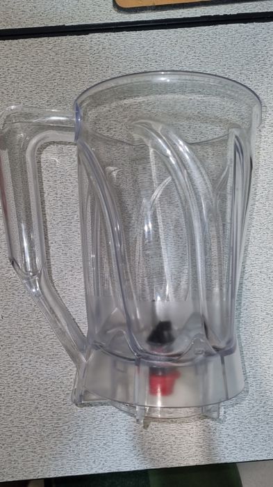 Блендер Bosch MMB6141B у відмінному стані.
