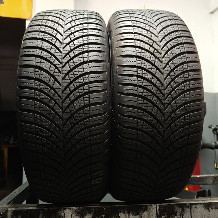 235/45/21 XL Sprzedam parę opon całorocznych Goodyear