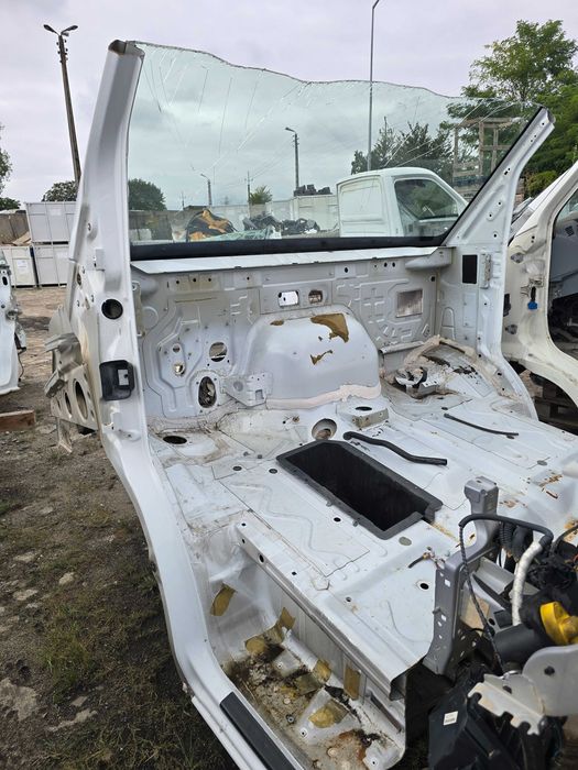 Przód Karoserii Ćwiartka Rama Podłużnica Mercedes Sprinter W906 MS21612