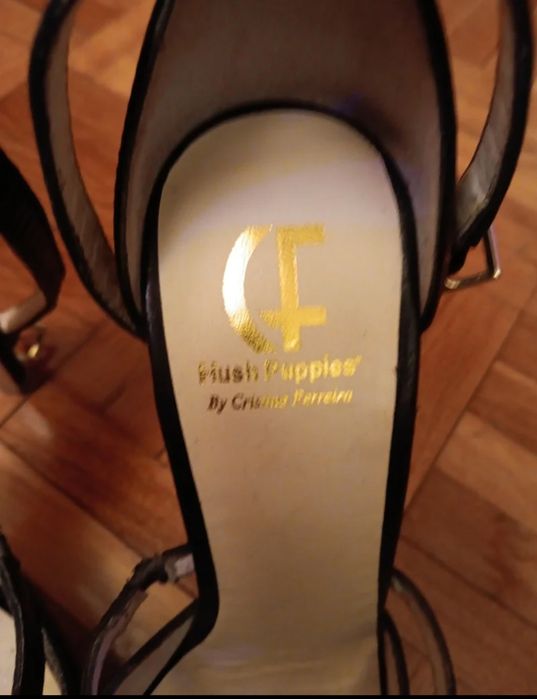 Sapato Salto Alto Hush Puppies by Cristina Ferreira