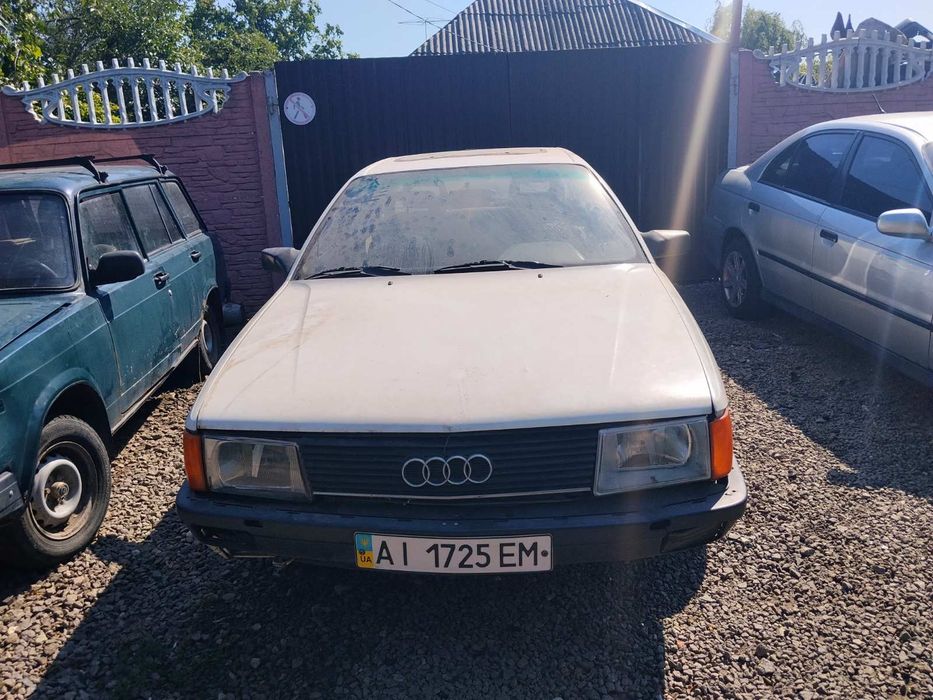 Продам АУДІ 100 1984 рік 2.2 бензин