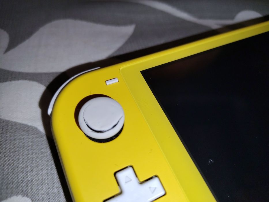Nintendo Switch Lite з іграми