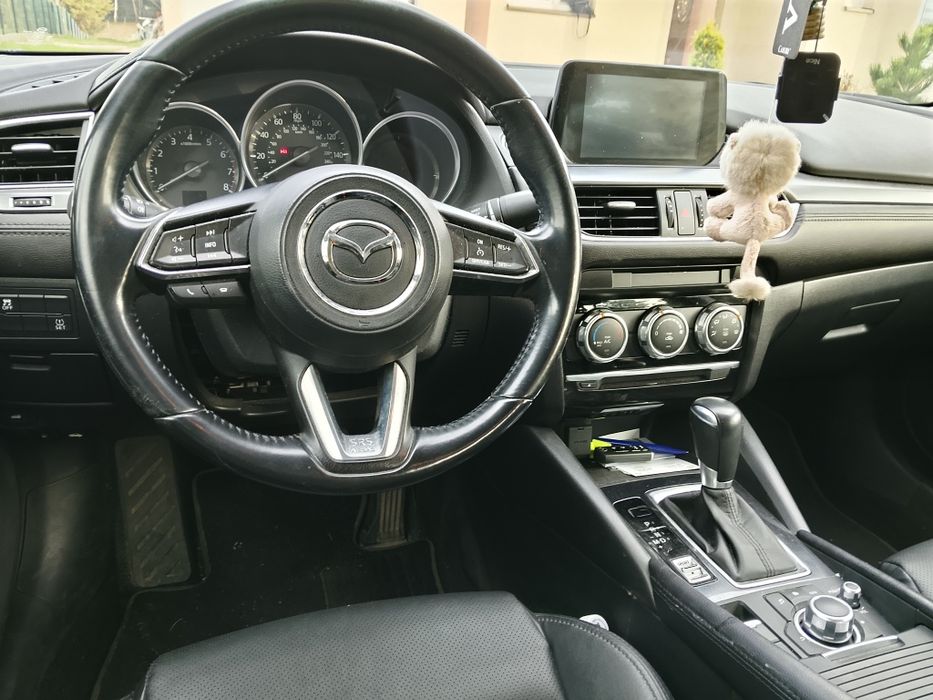 Sprzedam Mazda 6 2017r. 2,5 benzyna
