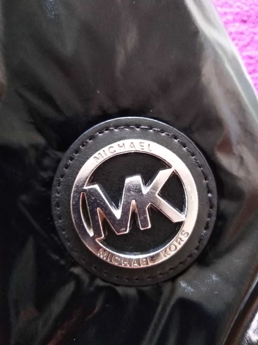 Blusão/Casaco Negro de Penas Michael Kors