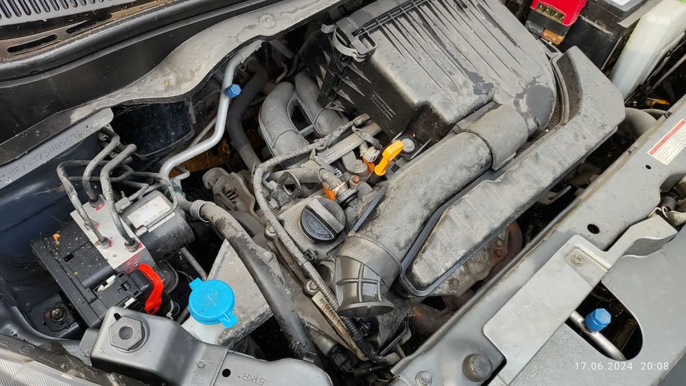Suzuki SPLASH 1,2  2012