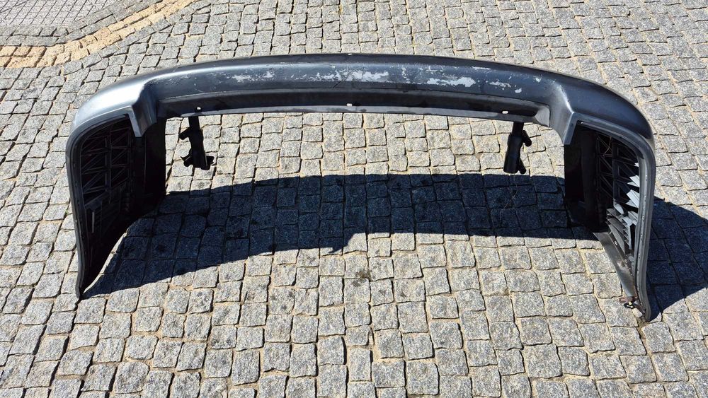Para-choques traseiro Audi A4 B5 8D carrinha original pré facelift 1996 a 1999