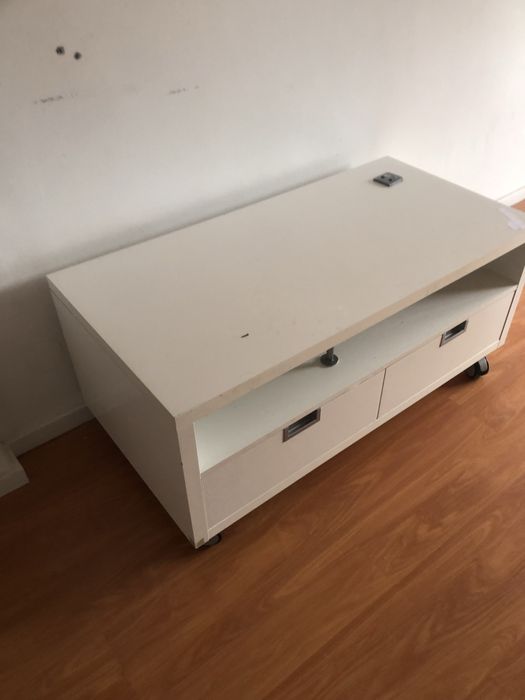 Movel de sala branco ikea