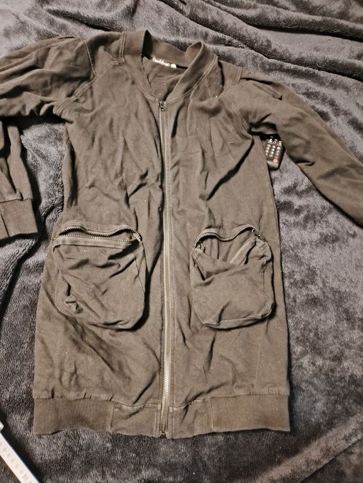 Bluza dresowa długa jak płaszcz trencz z kieszeniami 40 L