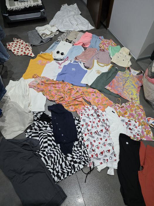 Sprzedam ubrania dla dziewczynki 140-160 cm