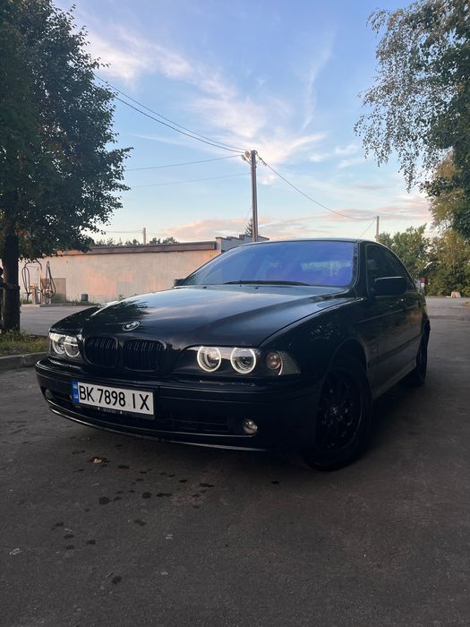 BMW 5 series 528i