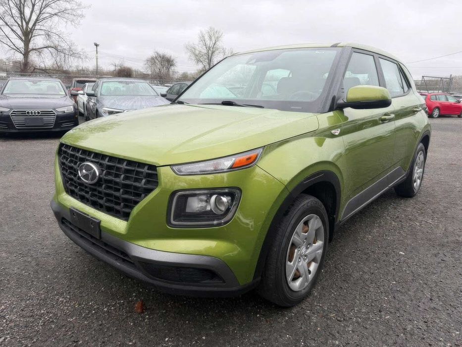 Hyundai Venue      2019