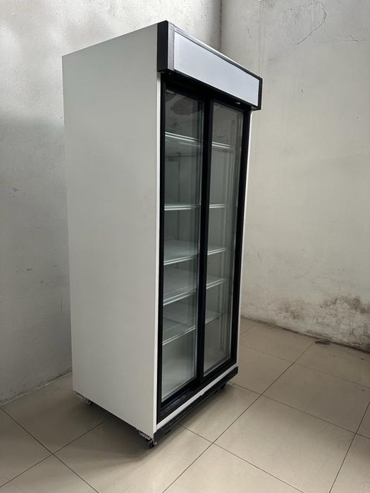 Lodówka witryna Chlodziarka Metalfrio Coll 900 nowy model