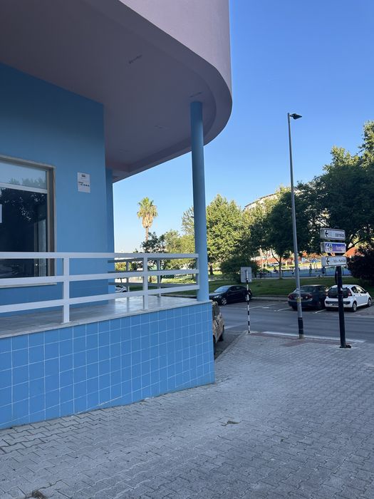 Loja para Arrendamento – Santa Marta do Pinhal