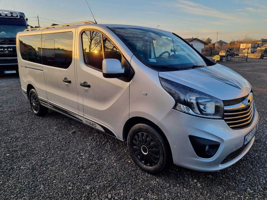 Wynajem Wypożyczalnia busów 9 osobowy