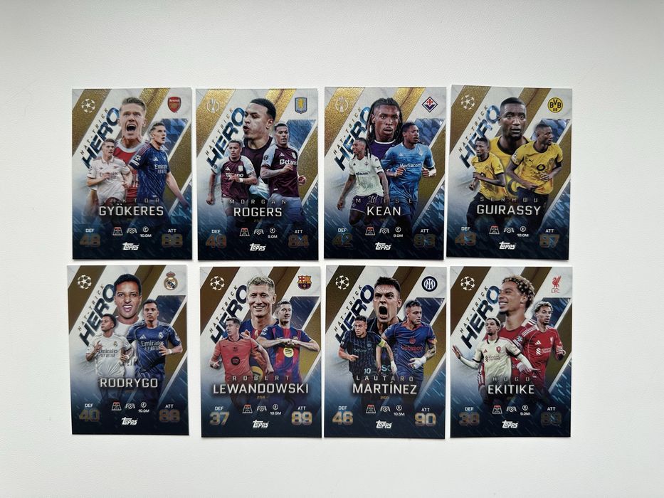 Футбольні картки Panini Messi Ronaldo  Topps Match Attax 2025/26 Champions League Dembele Kvaratskhelia Yamal Kane Mbappe
