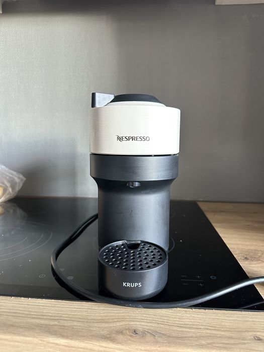 Nespresso Vertuo. White