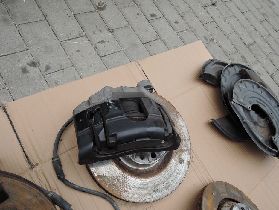 VW Scirocco R 2.0 TFSI Hamulce Zaciski tarcze przód tył komplet SWAP