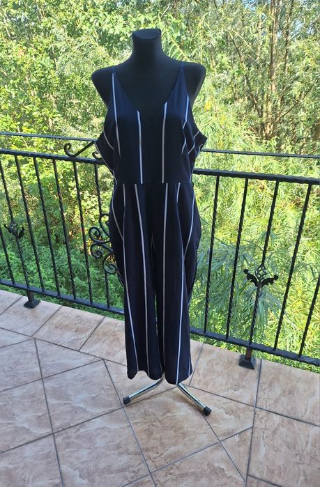 Kombinezon damski w paski długość 3/4 marka AX Paris rozmiar XL 42