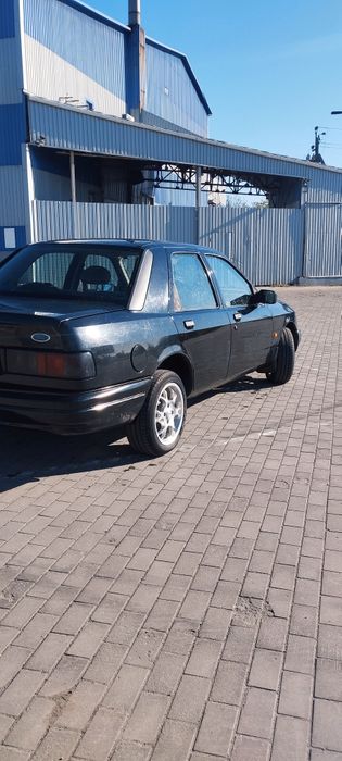 Продам Ford Sierra 1.8TD