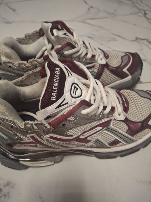 Balenciaga runner