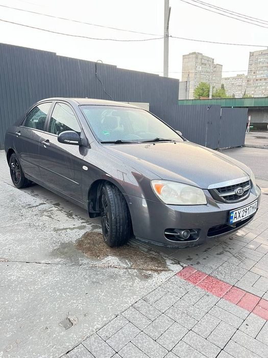 Продам машину kia