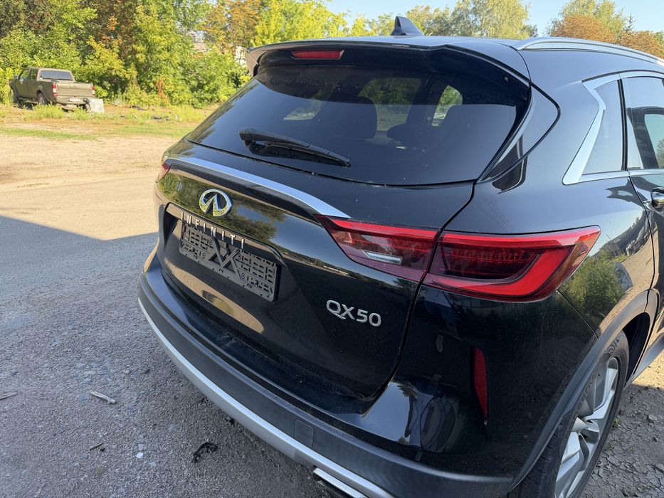 Продам ляда кляпа кришка багажника infiniti qx50