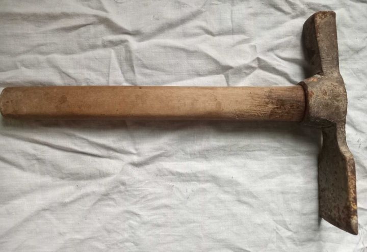 Кирка плиточника - каменщика ссср.