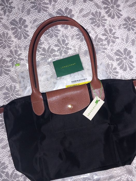 Longchamp Tamanho M Preta
