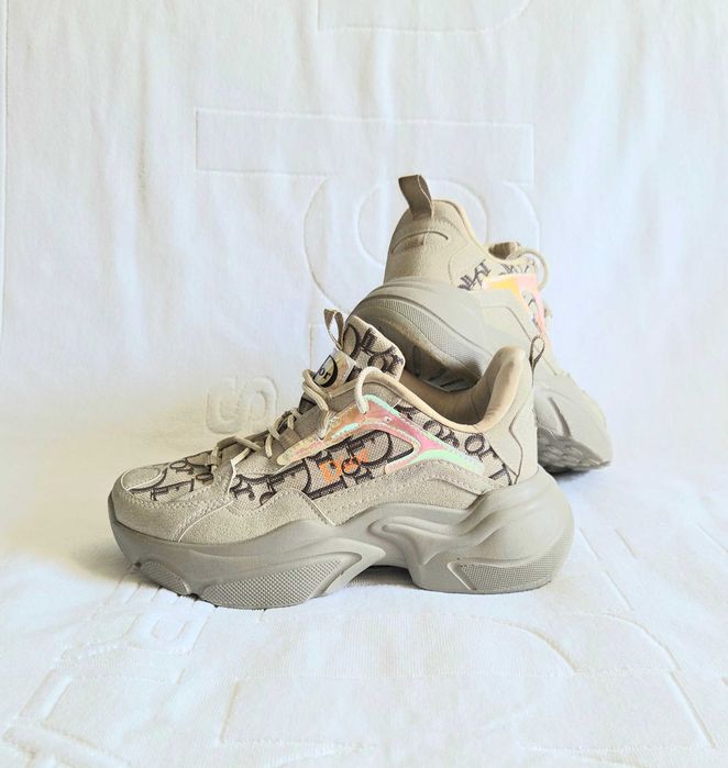 Buty sneakersy damskie na grubej podeszwie beżowe 39