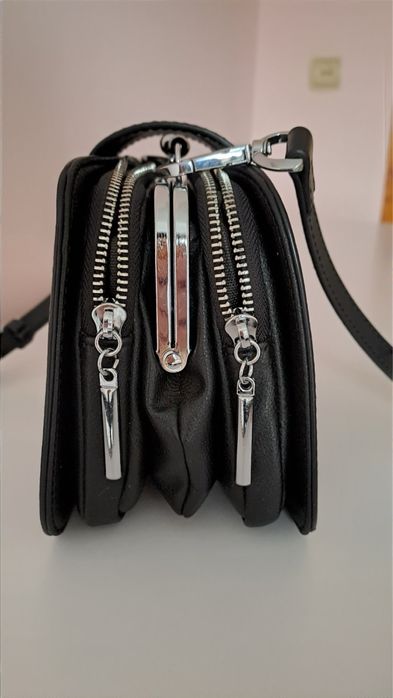 Сумка жіноча чорна.