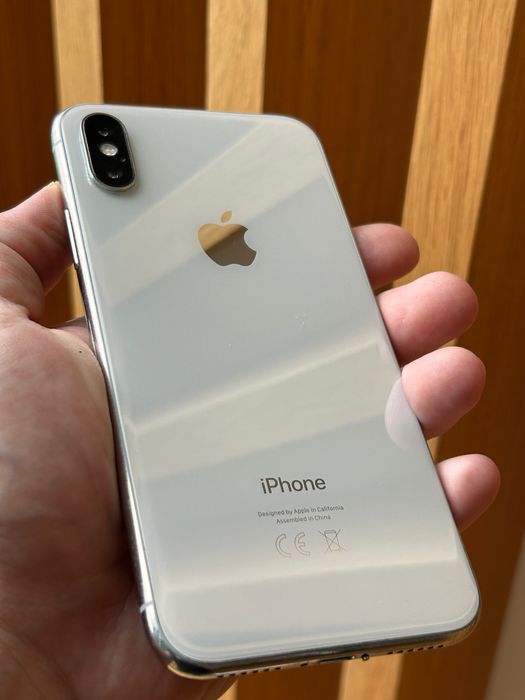 iPhone X 78% baterii na części