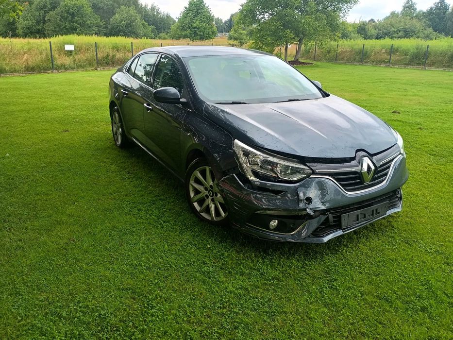 Renault Megane Delikatnie uszkodzona Pali jezdzi