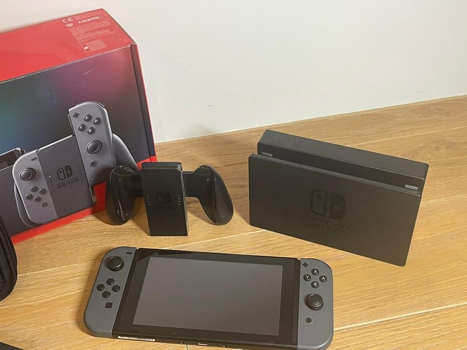 Używana konsola NINTENDO SWITCH 32GB