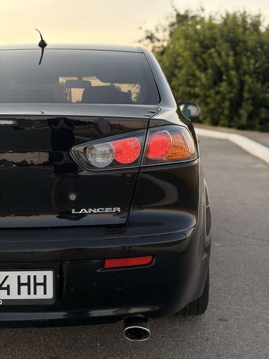 Mitsubishi Lancer X 2015 2.0