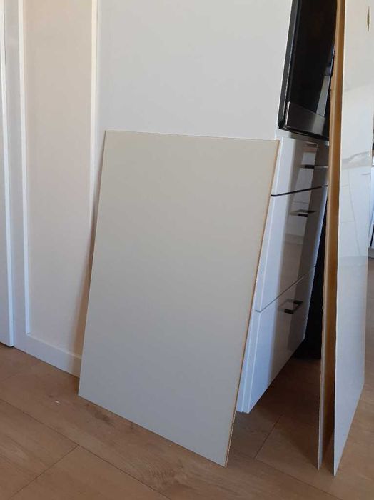 Panel szklany hartowany do kuchni Ekri