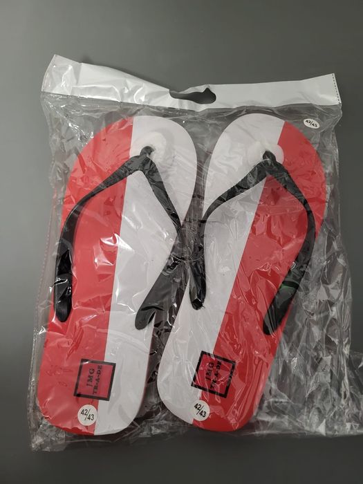 Nowe klapki- japonki w różnych rozmiarach